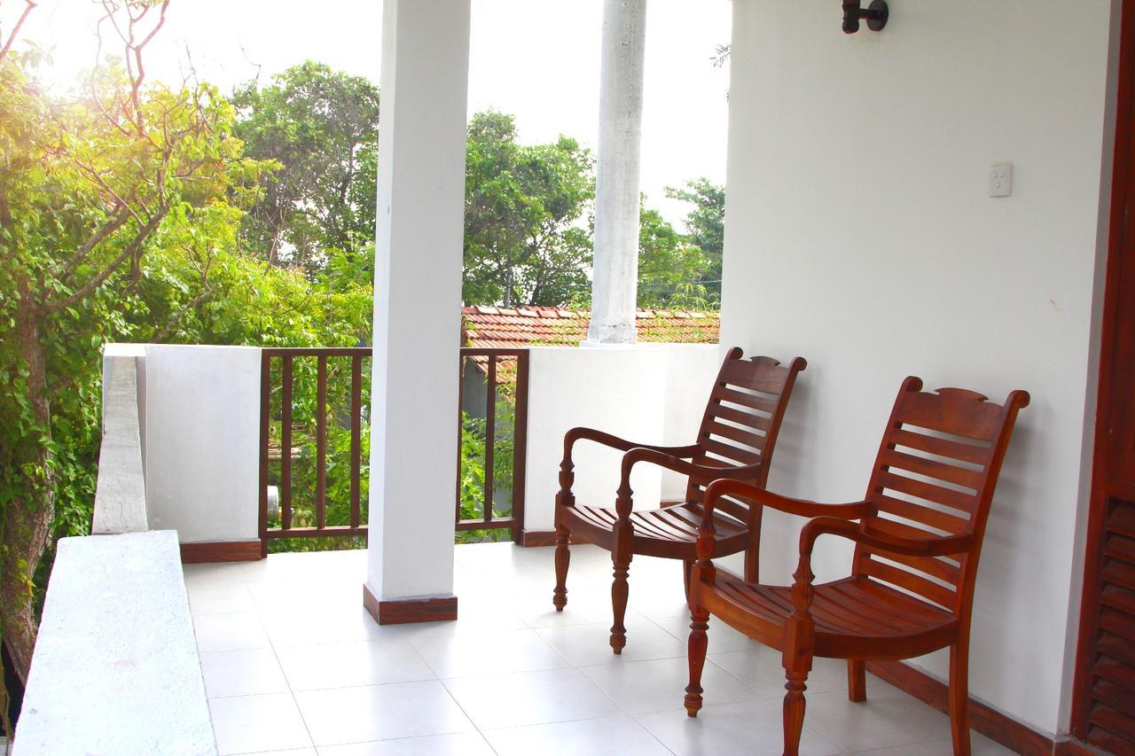 Himawari Beach Villa Matara Exterior foto